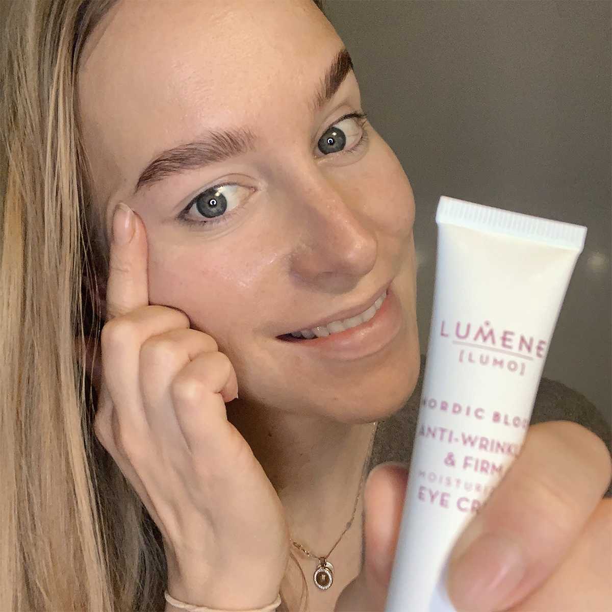Kırışıklık Karşıtı & Sıkılaştırıcı Göz Çevresi Bakım Kremi 15ML -  Anti Wrinkle & Firm Moisturizing Eye Cream 